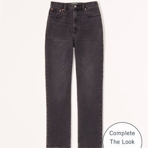 Abercrombie & Fitch 90s Straight Ultra High Rise Jeans w/ slits